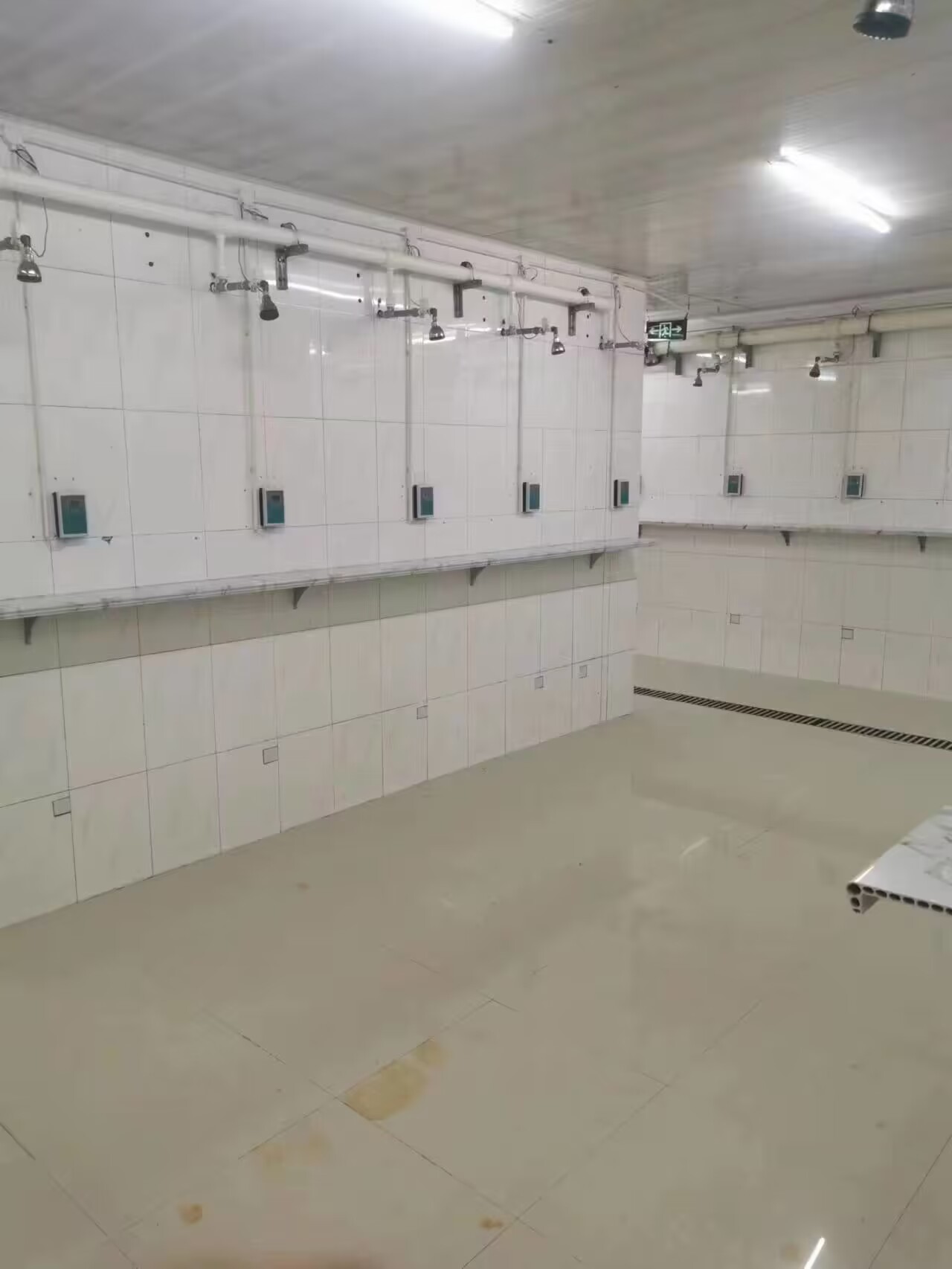 һ�wˮ�ؙC(j��)���bЧ��